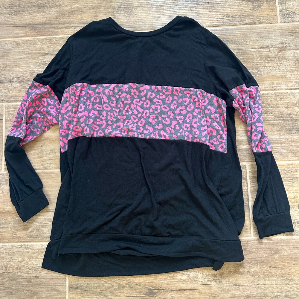 Black and Pink Leopard Print Long Sleeve Top